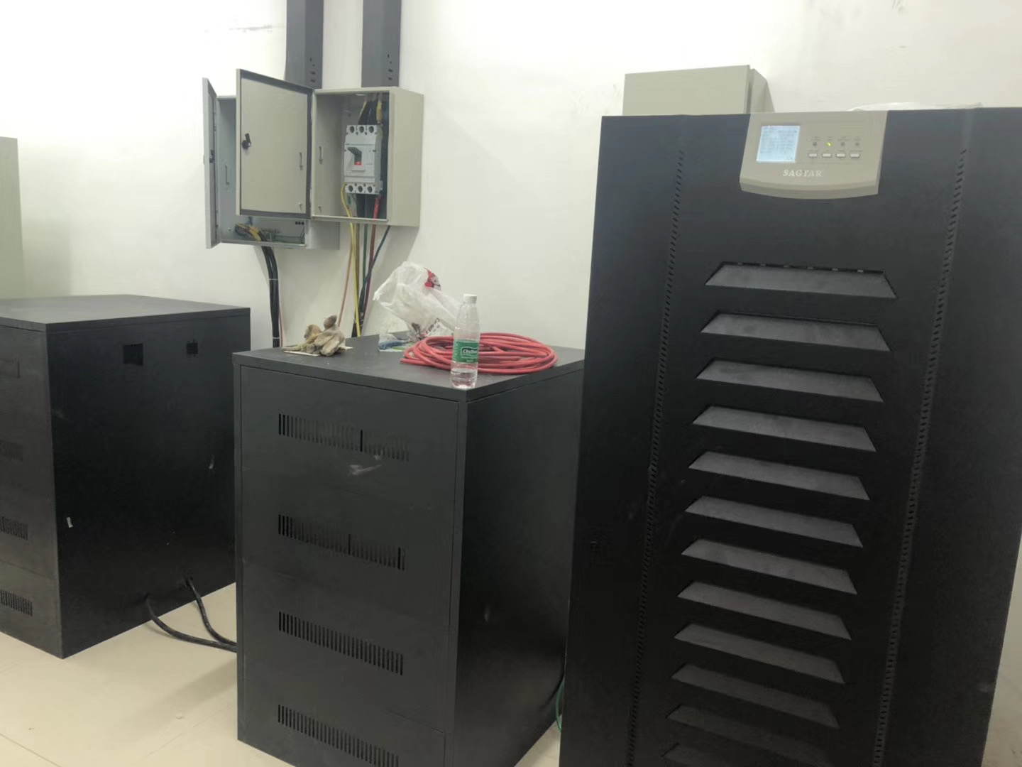 蓄电池电压测量用什么工具，很多人第一步就错了